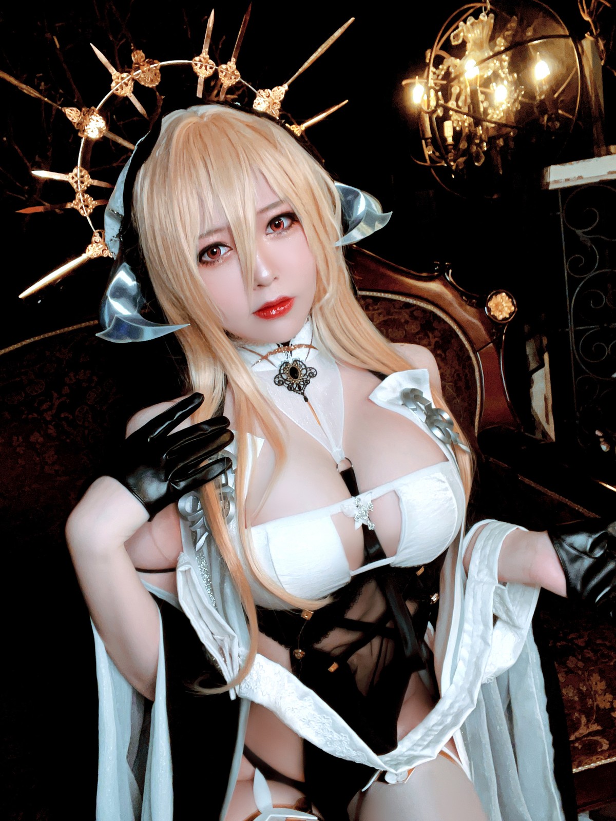 Пикантный Cosplay 半半子Banbanko インプラカブル 修道女 porn