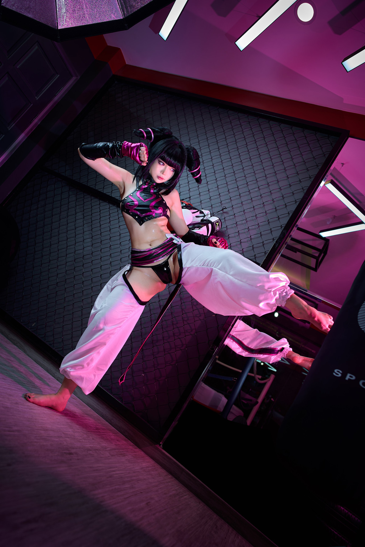 Cosplay ZinieQ 한주리 Juri Han