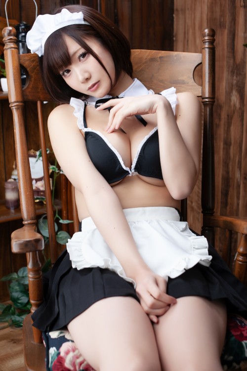 Read more about the article Cosplay Kenken けんけん Maid いえすまいろーど Set.01