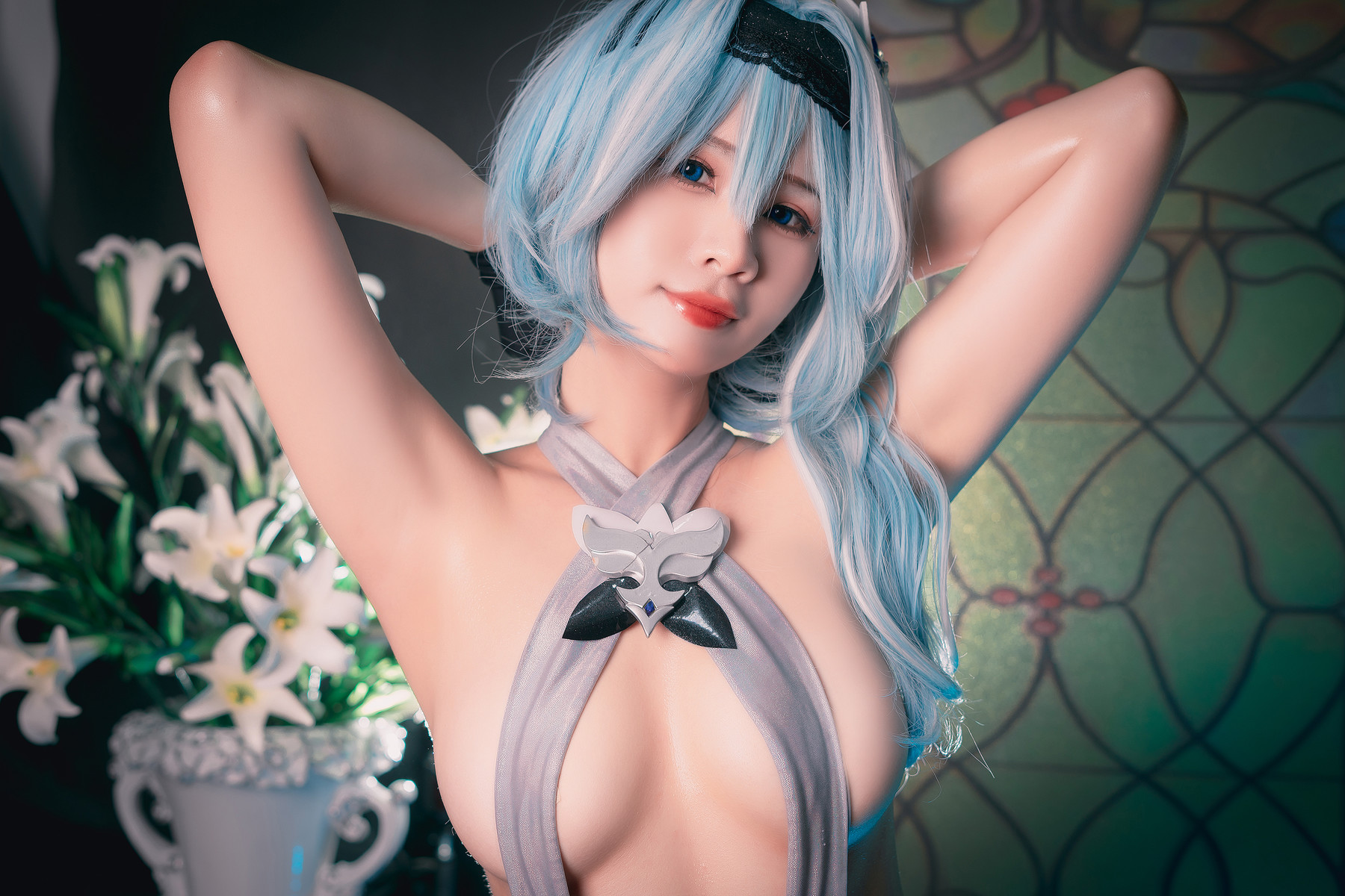 Сладострастный Cosplay Pyon Eula Genshin Impact nude sexy