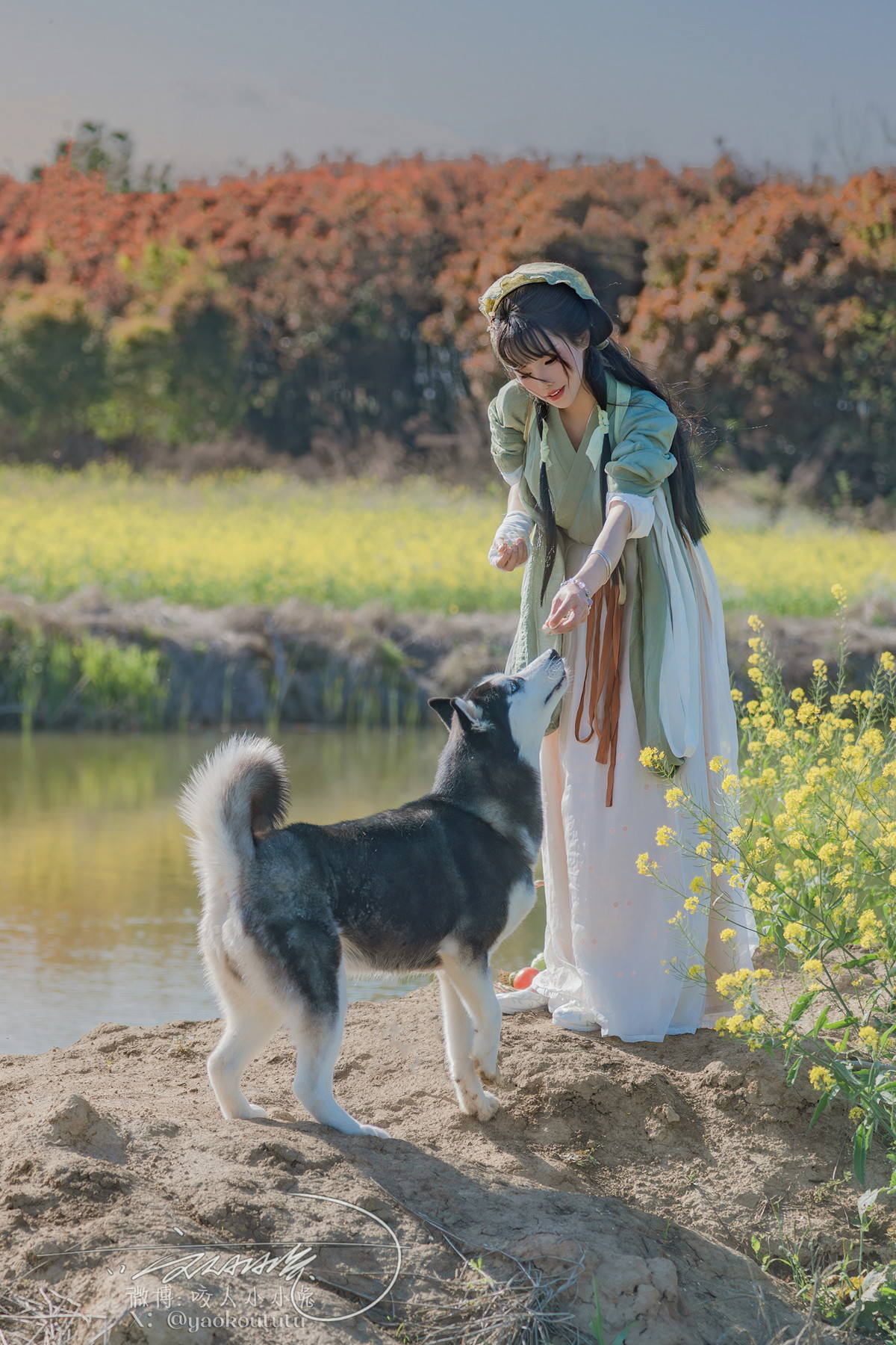 Cosplay 黏黏团子兔 田耕记