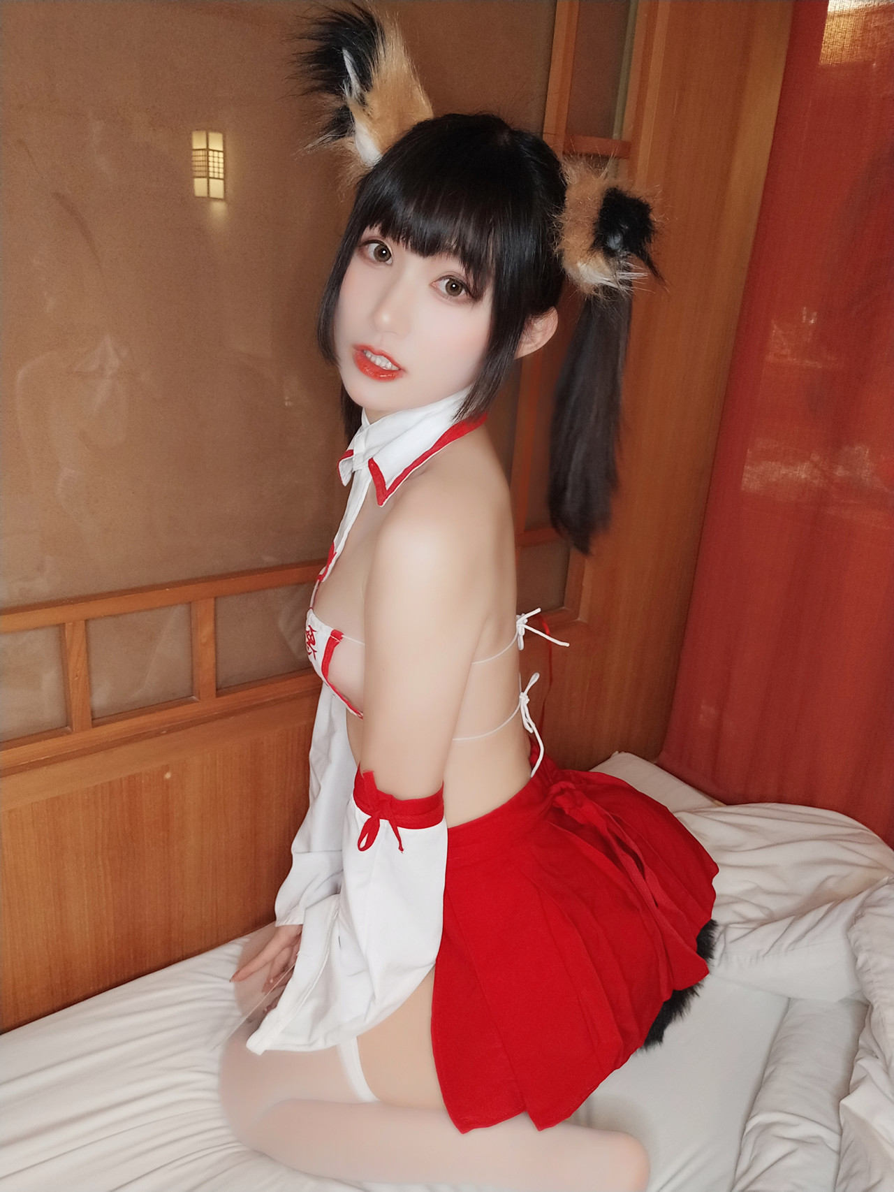 Cosplay 木之本果 自撮り 神社の巫女