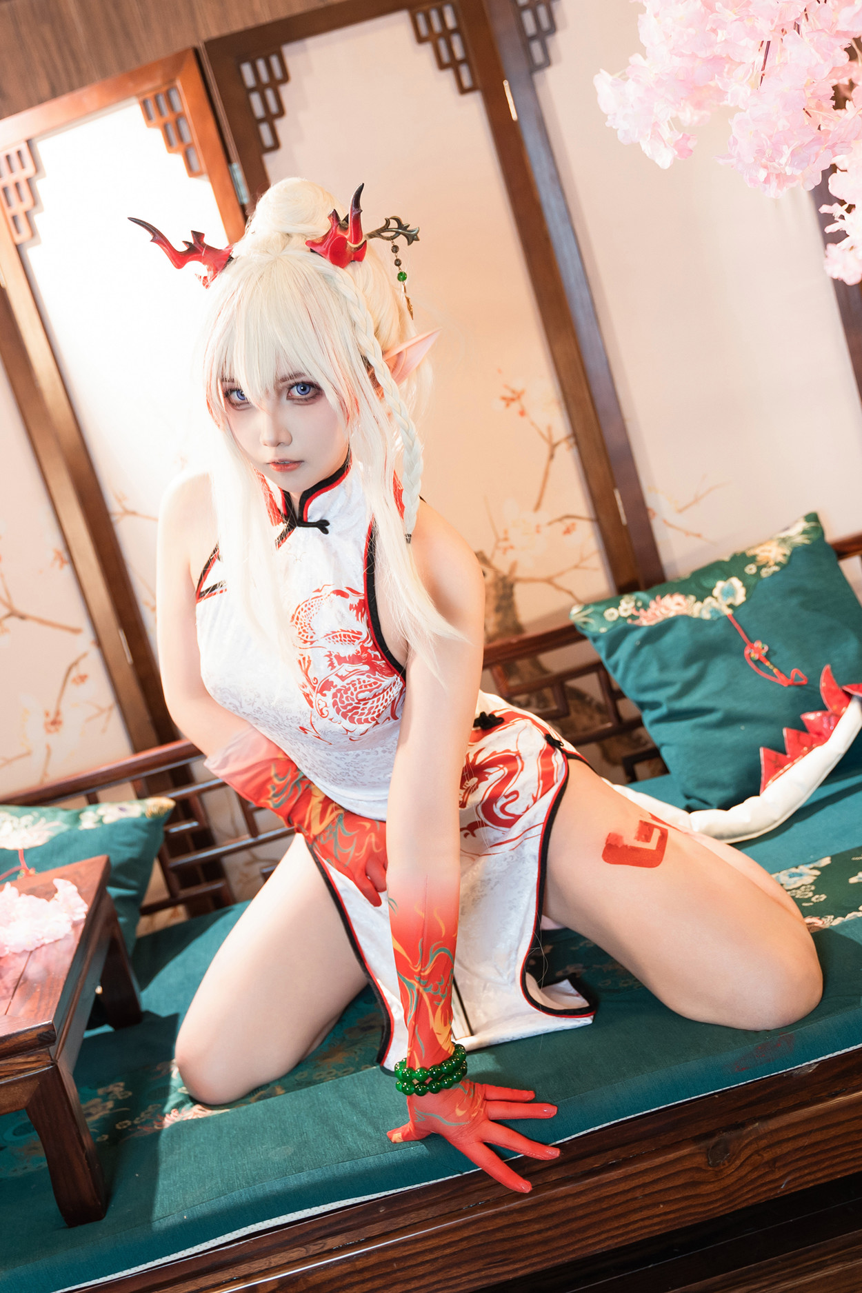 Cosplay 小和甜酒 & 橙风千雅 明日方舟年夕旗袍双人御守 Set.03
