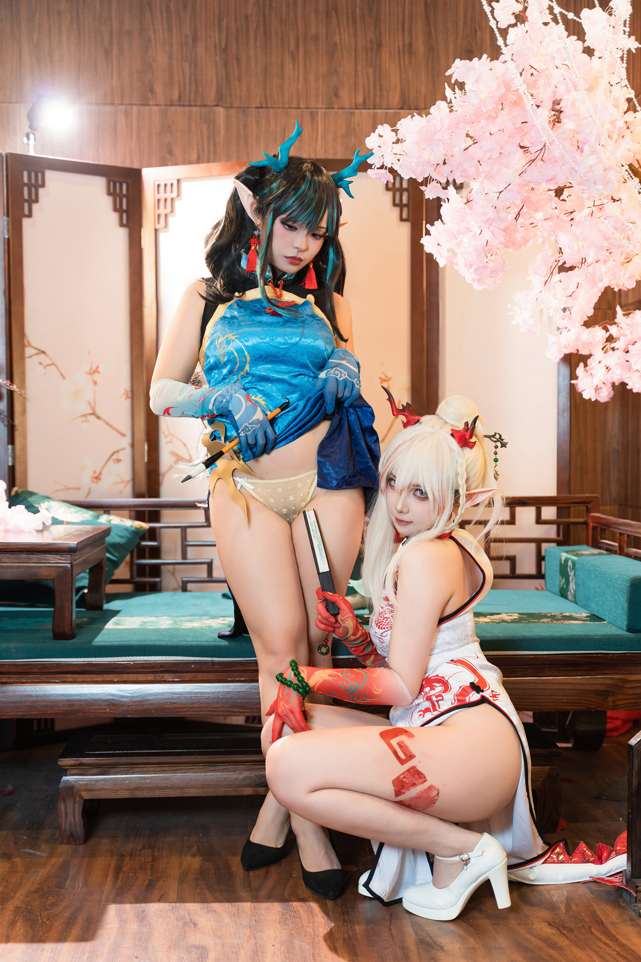 Cosplay 小和甜酒 & 橙风千雅 明日方舟年夕旗袍双人御守 Set.03