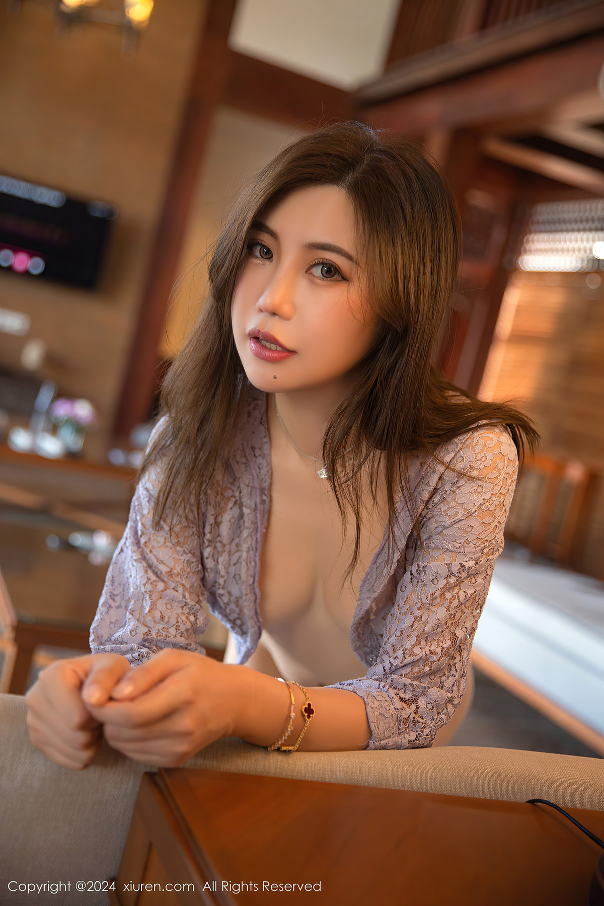 XiuRen秀人网 No.8299 绮里嘉ula