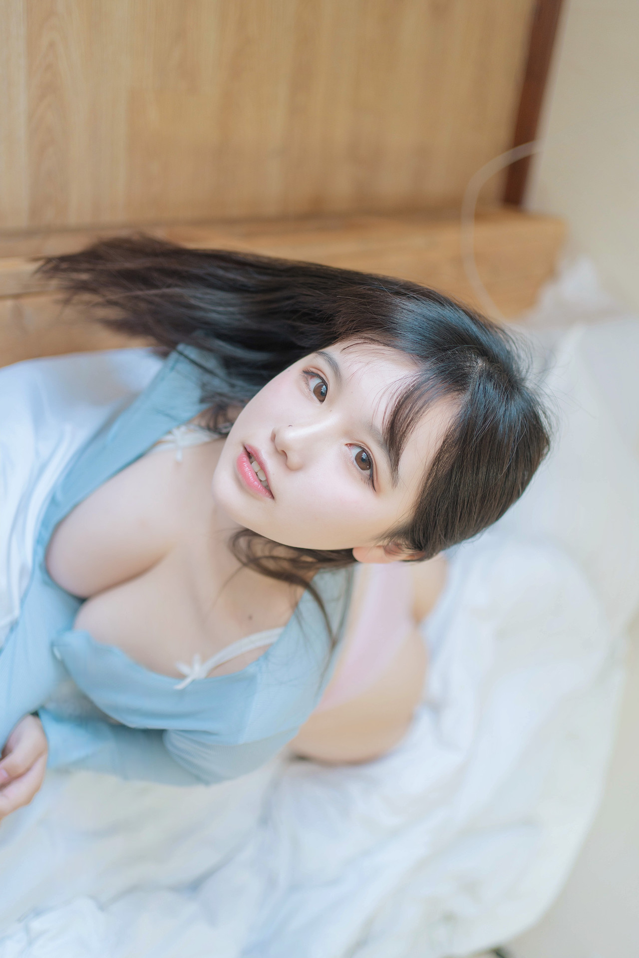 Cosplay 阿半今天很开心 – 住在隔壁的太太