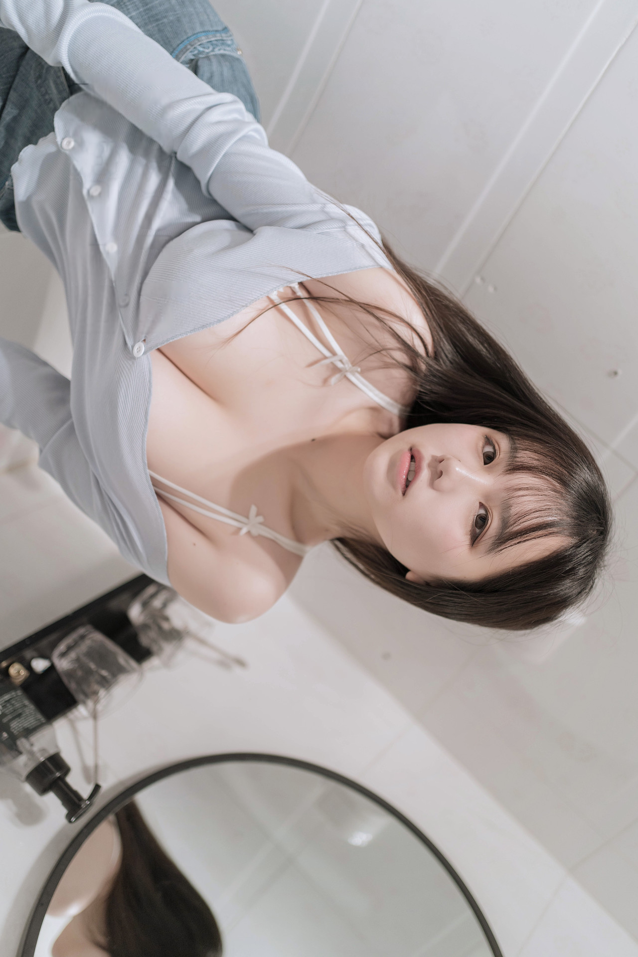Cosplay 阿半今天很开心 – 住在隔壁的太太