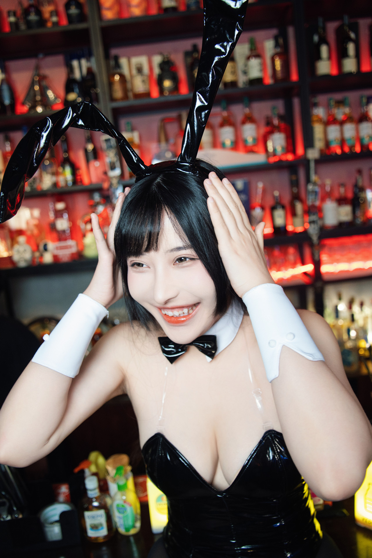 Cosplay 糖果果candy – 黑胶兔兔2 Set.02