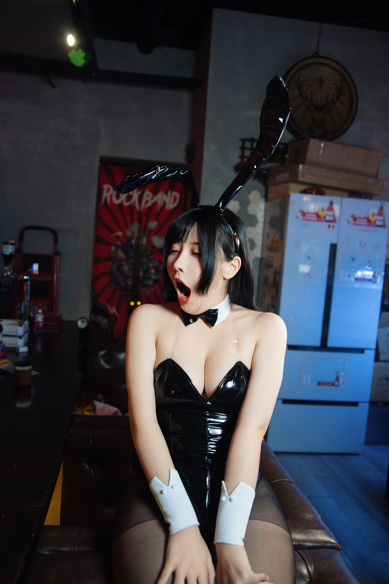 Cosplay 糖果果candy – 黑胶兔兔2 Set.02